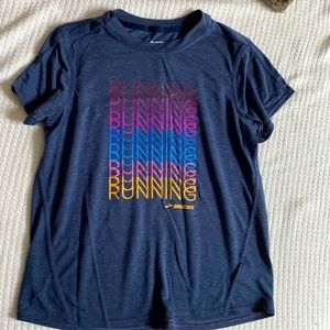 NWOT Brooks Running Shirt